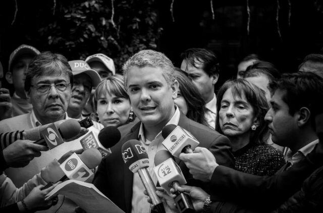 Fotografia de Nicolás Galeano en la Campaña de 2018 a la presidencia