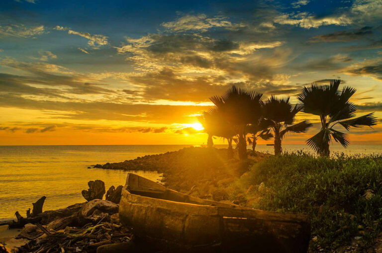 Fotografía del atardecer en la playa de Tolu por Nicolás Galeano
